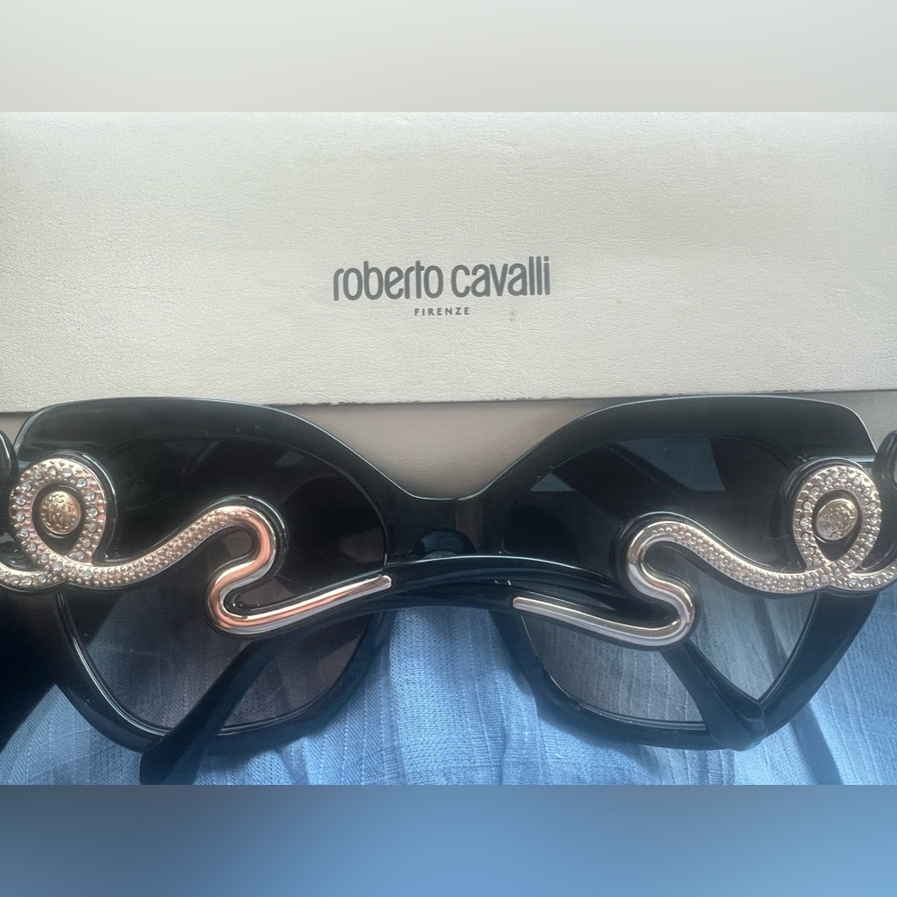 Roberto Cavalli sunglasses Authentic